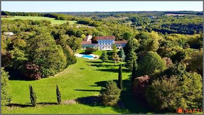 Maison de maîtres - 620 m² - 18 pièces