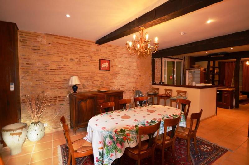 Maison chambre d'hôtes - 572 m² - 15 pièces