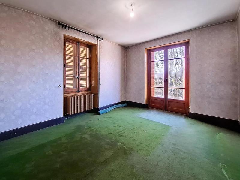 Maison - 177 m² - 7 pièces