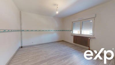 Maison - 207 m² - 7 pièces