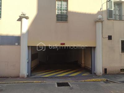 Parking - 15 m²