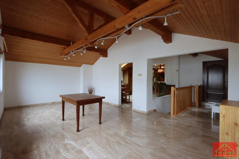 Maison - 149 m² - 7 pièces