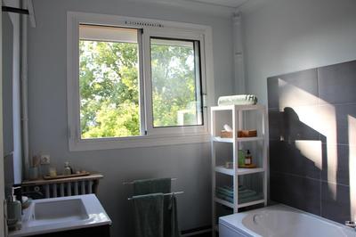 Appartement - 60 m² - 2 pièces