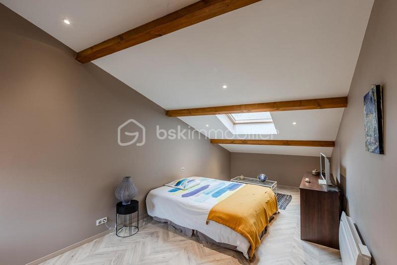 Maison - 110 m² - 4 pièces