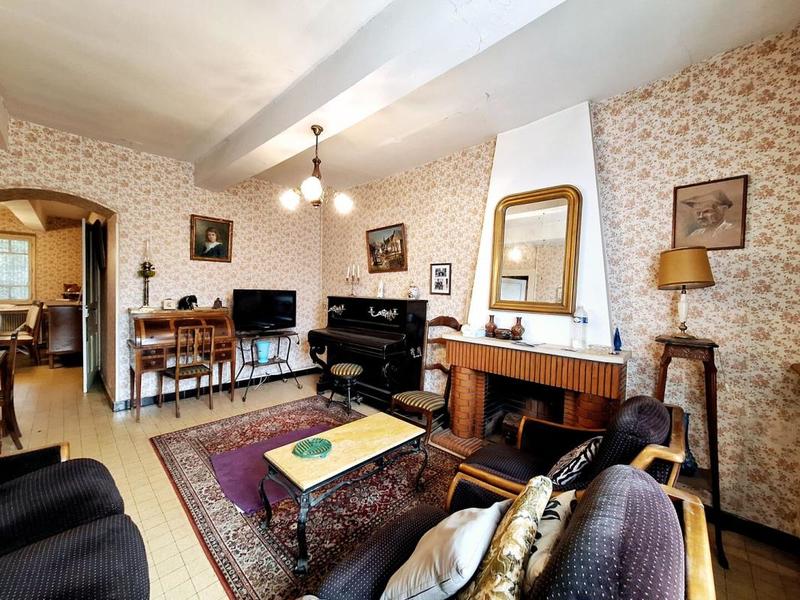 Maison de village - 310 m² - 12 pièces