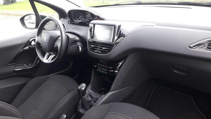 Peugeot 208 1.6 Blue HDi 100 Active - 5 places