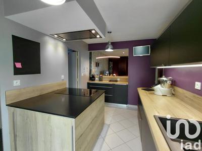 Maison - 99 m² - 6 pièces