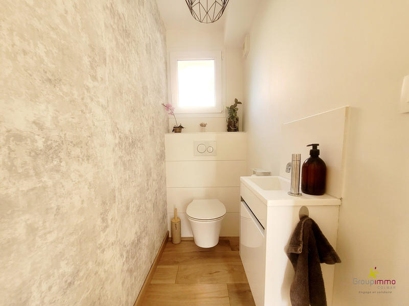 Maison - 90 m² - 5 pièces