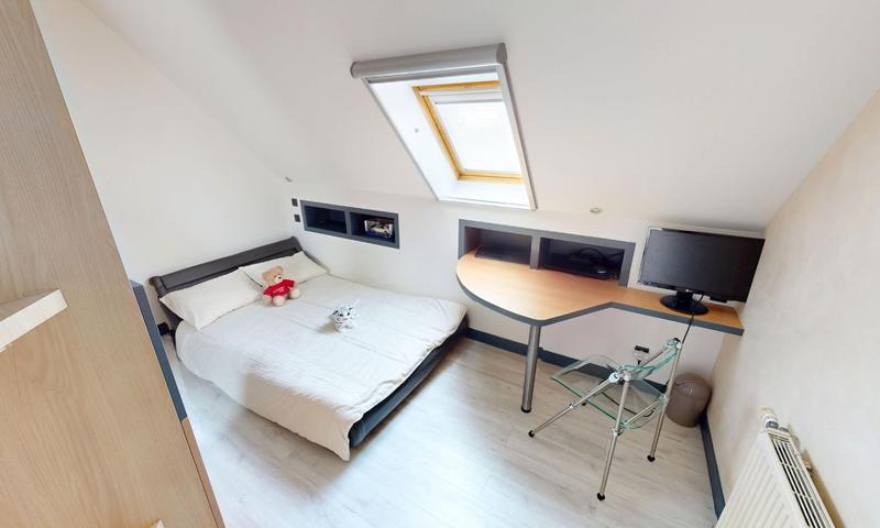 Maison contemporaine - 222 m² - 8 pièces