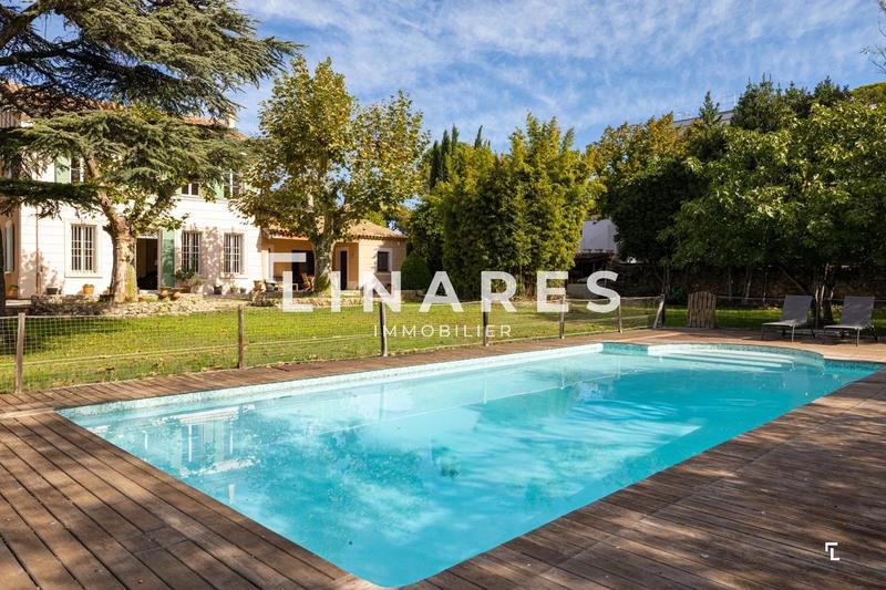 Bastide - 280 m² - 7 pièces