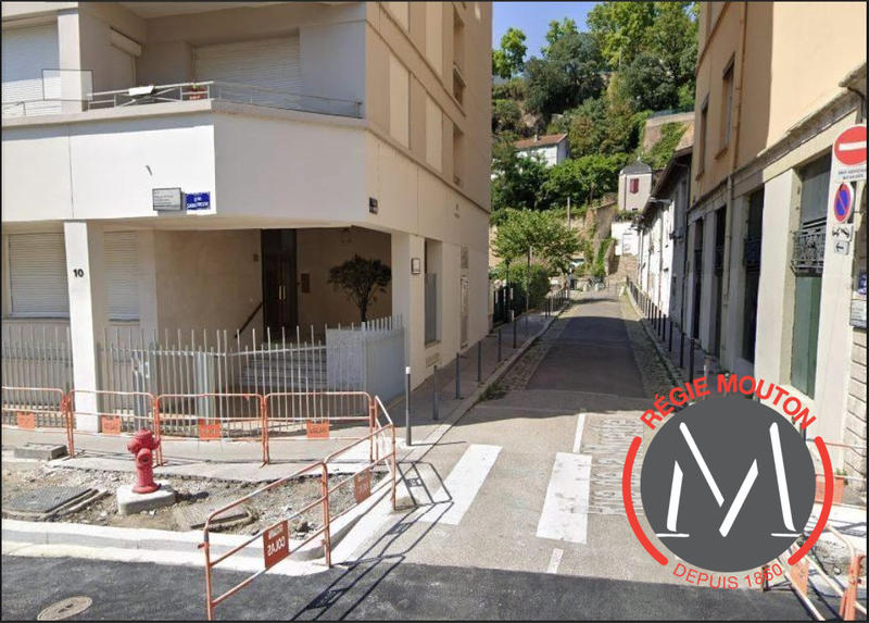 Parking / Garage - 51 m²