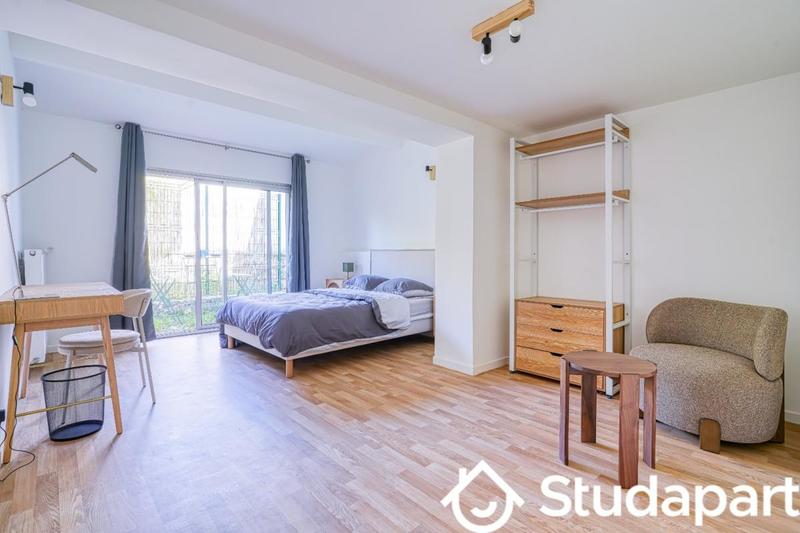 Chambre - 14 m² - 1 pièce