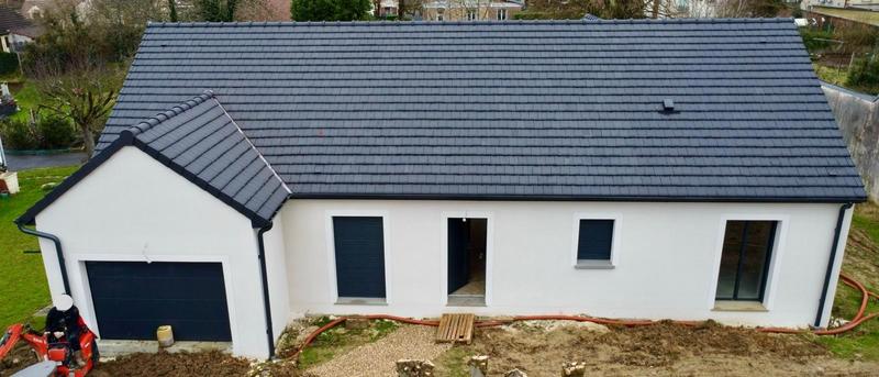 Maison - 90 m² - 5 pièces