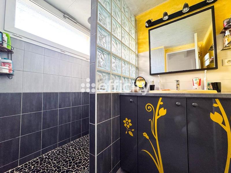 Maison - 65 m² - 3 pièces