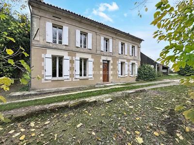 Maison - 118 m² - 5 pièces