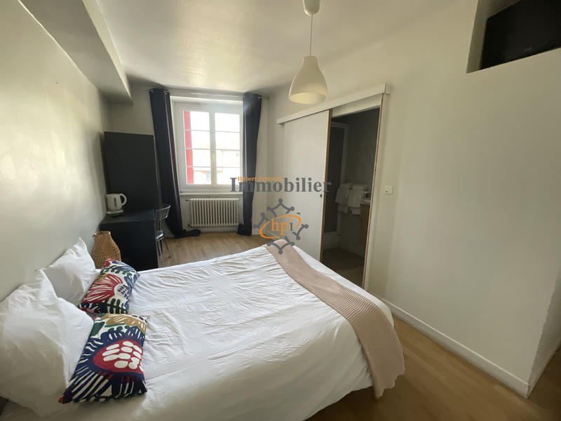 Fonds de commerce - Magasins - 330 m²