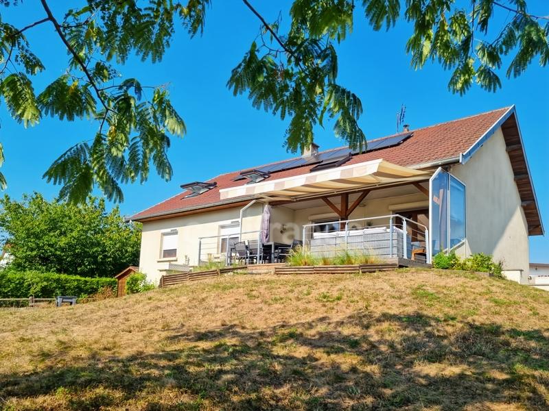 Maison - 168 m² - 6 pièces