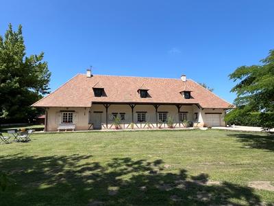 Maison - 178 m² - 7 pièces