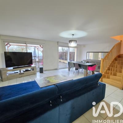 Maison - 136 m² - 5 pièces