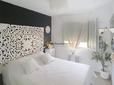 Appartement - 77 m² - 4 pièces