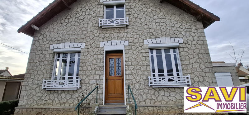 Maison - 80 m² - 4 pièces