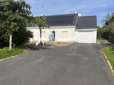 Maison - 91 m² - 6 pièces