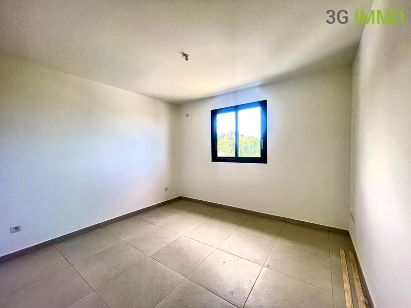 Maison - 101 m² - 8 pièces