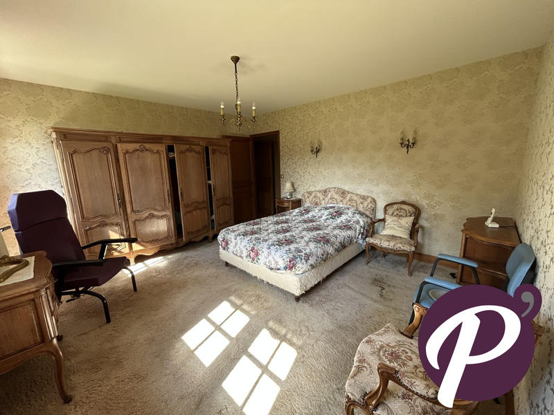 Maison - 184 m² - 8 pièces