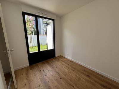 Maison contemporaine - 82 m² - 4 pièces