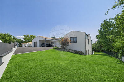 Villa - 245 m² - 7 pièces