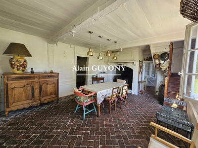 Maison - 158 m² - 7 pièces