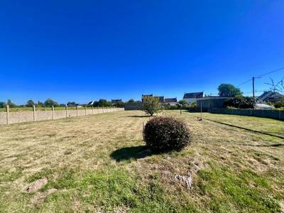 Terrain constructible - 811 m²