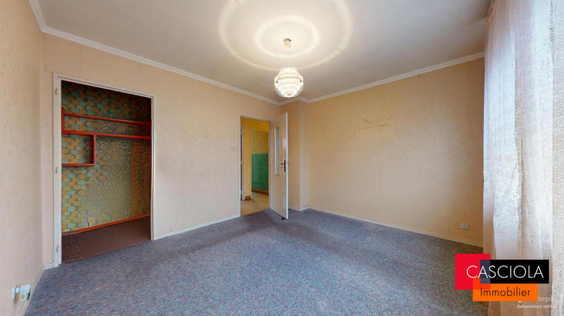 Maison - 75 m² - 5 pièces