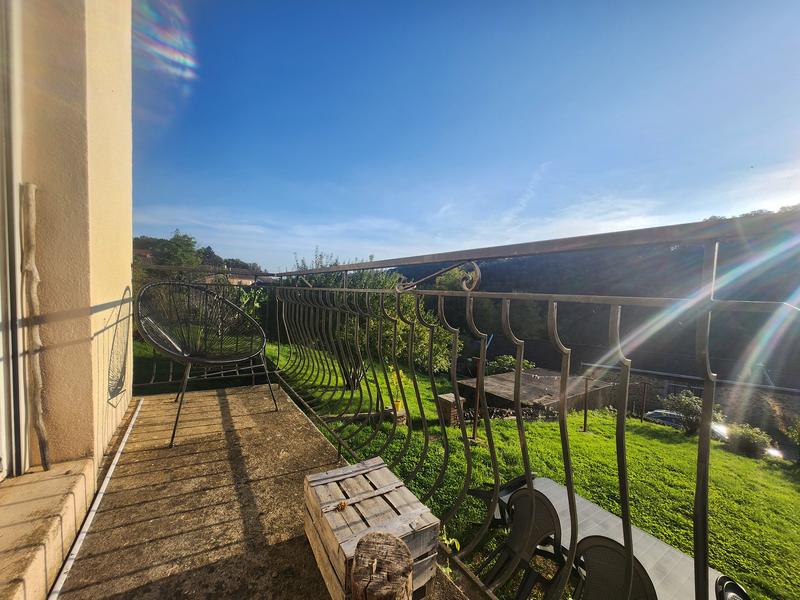 Maison - 98 m² - 5 pièces