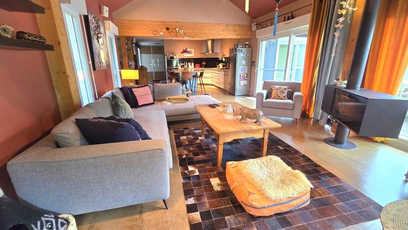 Maison - 187 m² - 7 pièces