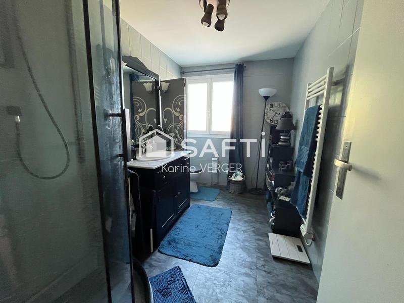 Maison - 180 m² - 8 pièces