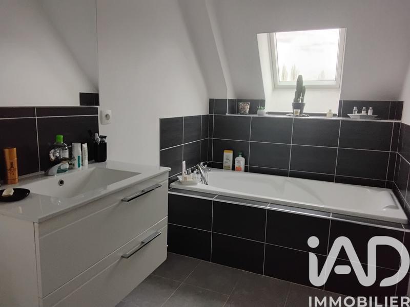 Maison - 140 m² - 8 pièces