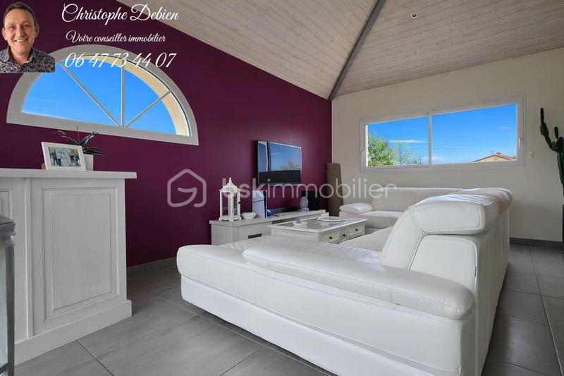 Pavillon - 199 m² - 7 pièces