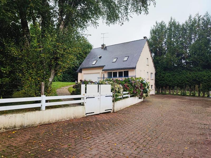 Maison - 183 m² - 8 pièces