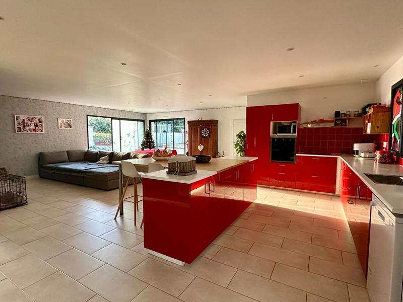 Maison - 160 m² - 5 pièces