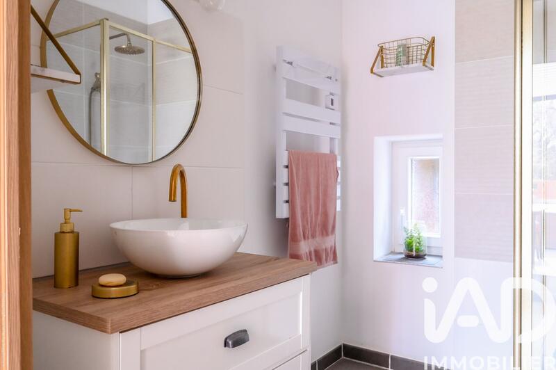 Maison - 228 m² - 6 pièces