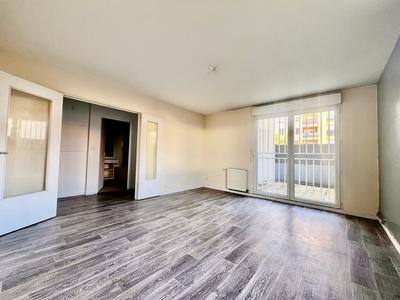 Appartement - 57 m² - 2 pièces