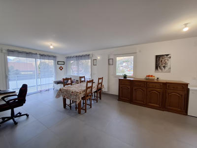 Appartement - 79 m² - 3 pièces