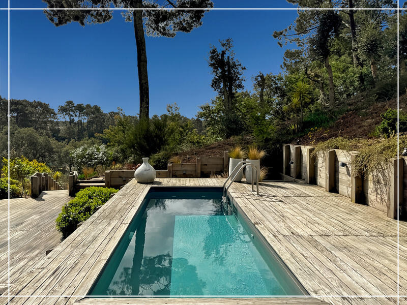 Propriété - 194 m² - 6 pièces