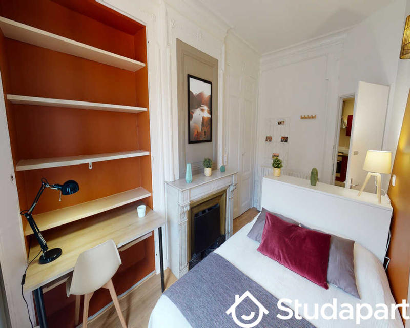 Chambre - 65 m² - 1 pièce