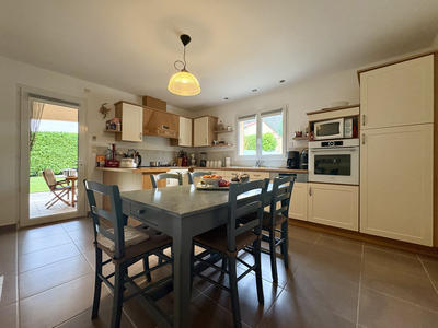 Maison - 171 m² - 7 pièces