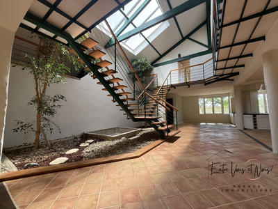 Maison ancienne - 432 m² - 10 pièces