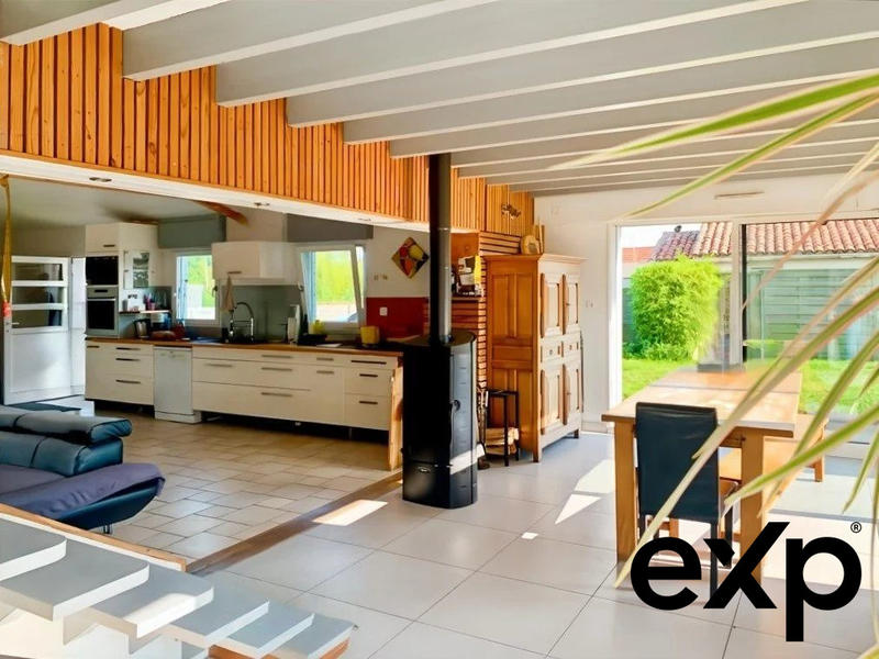 Maison - 123 m² - 5 pièces