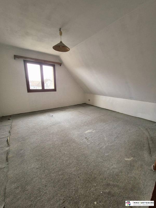 Maison - 103 m² - 4 pièces