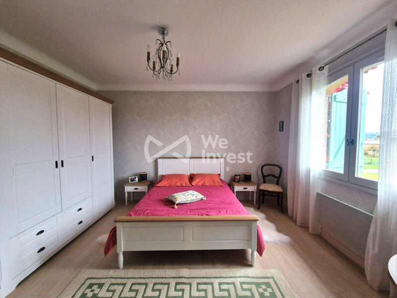 Villa - 175 m² - 6 pièces